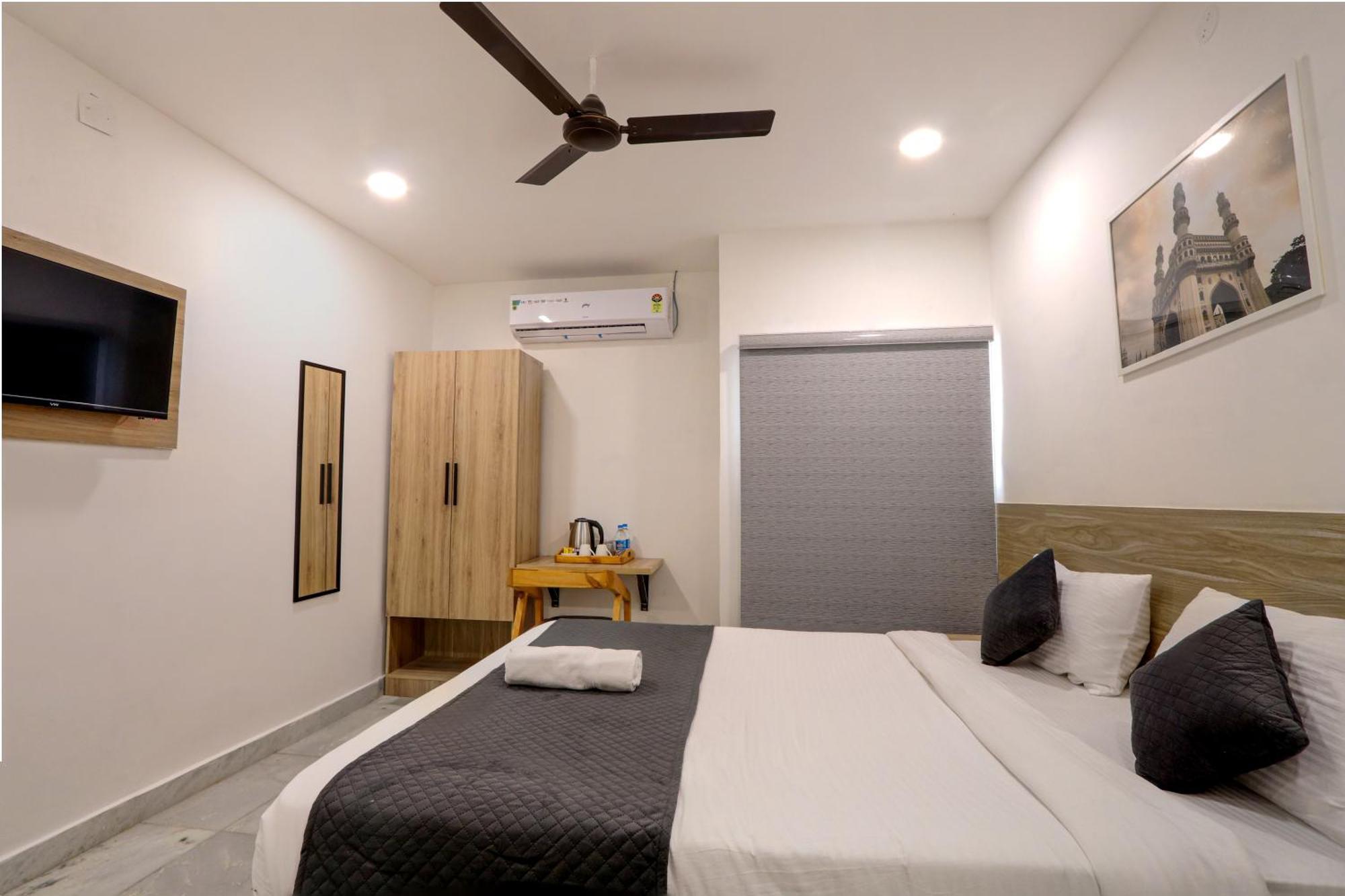Frenotel Hyderabad Exterior photo