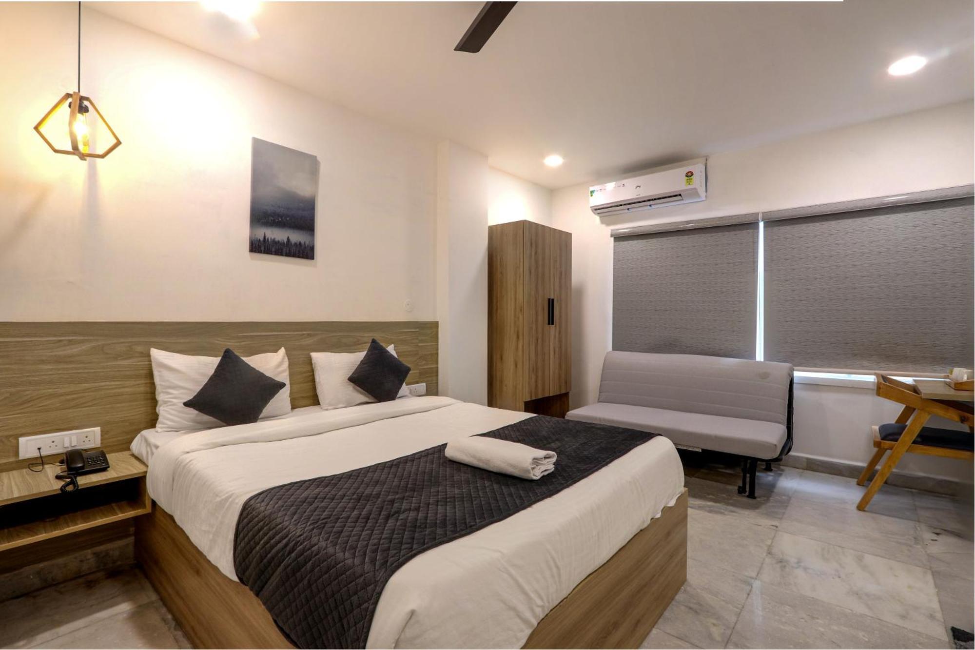 Frenotel Hyderabad Exterior photo