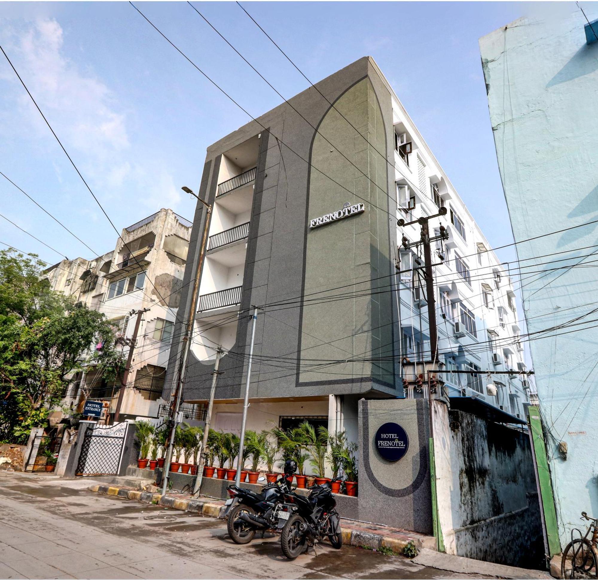 Frenotel Hyderabad Exterior photo